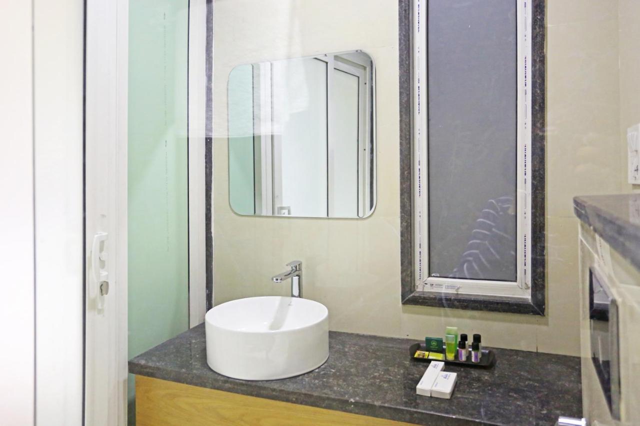 Hotel Apple Villa - Near Delhi Airport With Free Airport Transsfer Yeni Delhi Dış mekan fotoğraf
