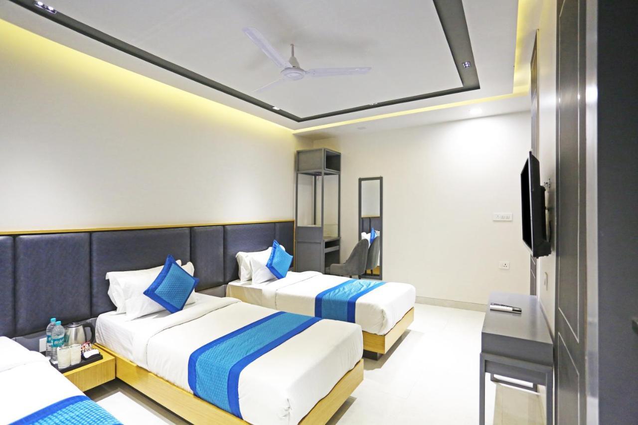 Hotel Apple Villa - Near Delhi Airport With Free Airport Transsfer Yeni Delhi Dış mekan fotoğraf