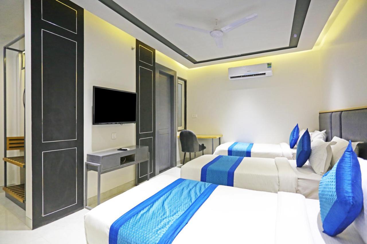 Hotel Apple Villa - Near Delhi Airport With Free Airport Transsfer Yeni Delhi Dış mekan fotoğraf
