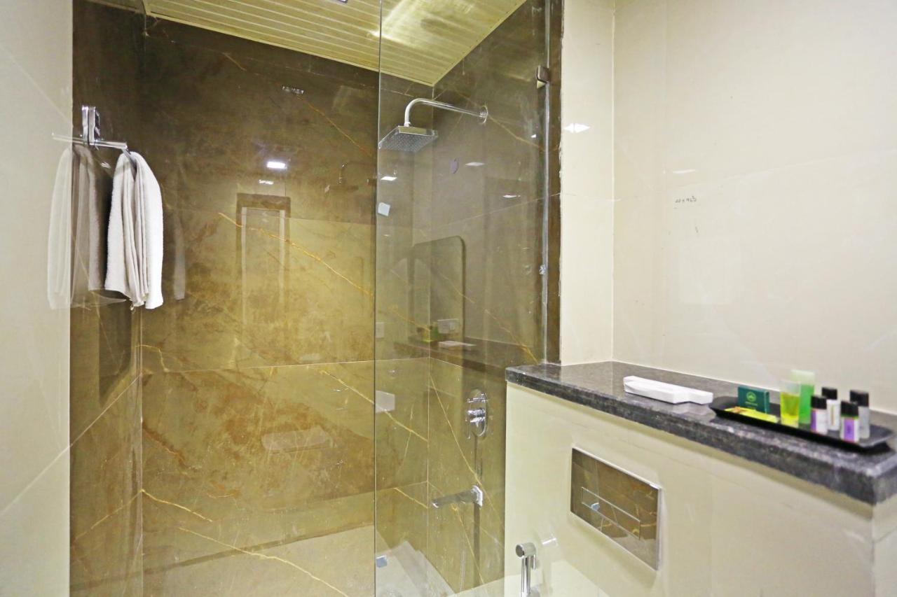 Hotel Apple Villa - Near Delhi Airport With Free Airport Transsfer Yeni Delhi Dış mekan fotoğraf