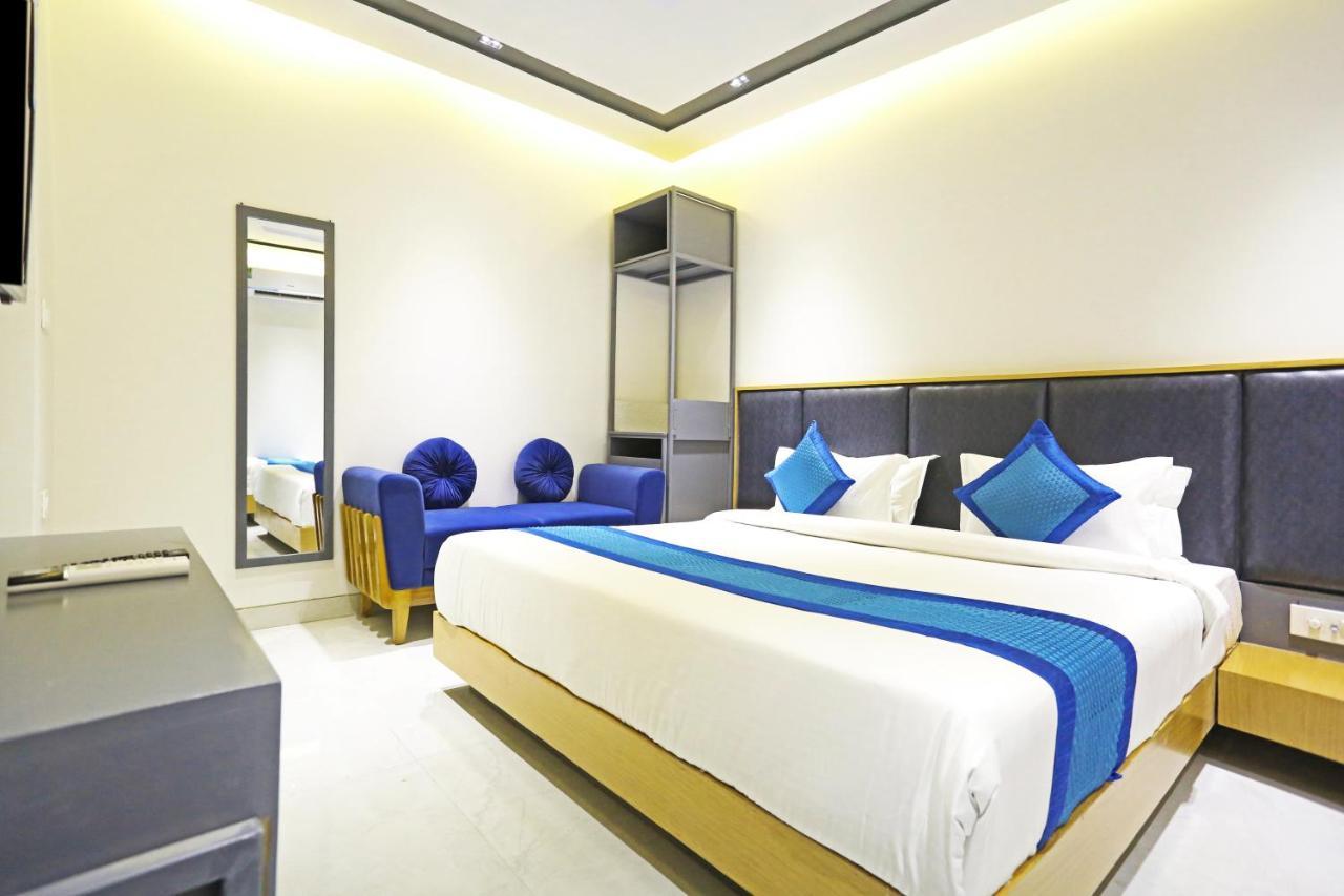 Hotel Apple Villa - Near Delhi Airport With Free Airport Transsfer Yeni Delhi Dış mekan fotoğraf