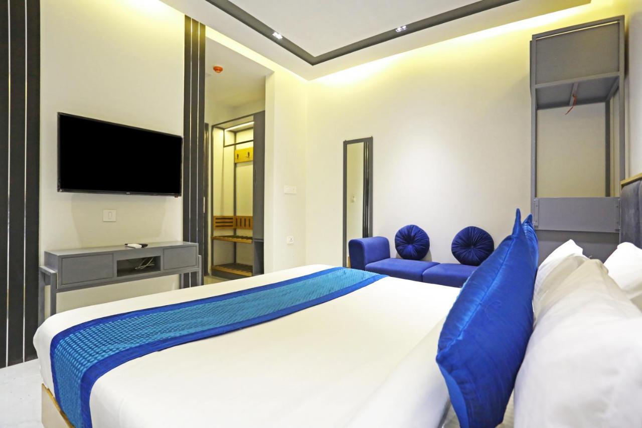 Hotel Apple Villa - Near Delhi Airport With Free Airport Transsfer Yeni Delhi Dış mekan fotoğraf
