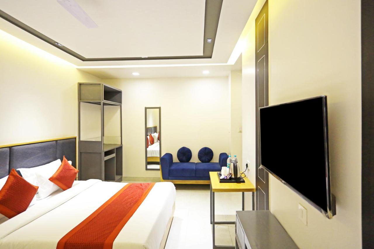 Hotel Apple Villa - Near Delhi Airport With Free Airport Transsfer Yeni Delhi Dış mekan fotoğraf